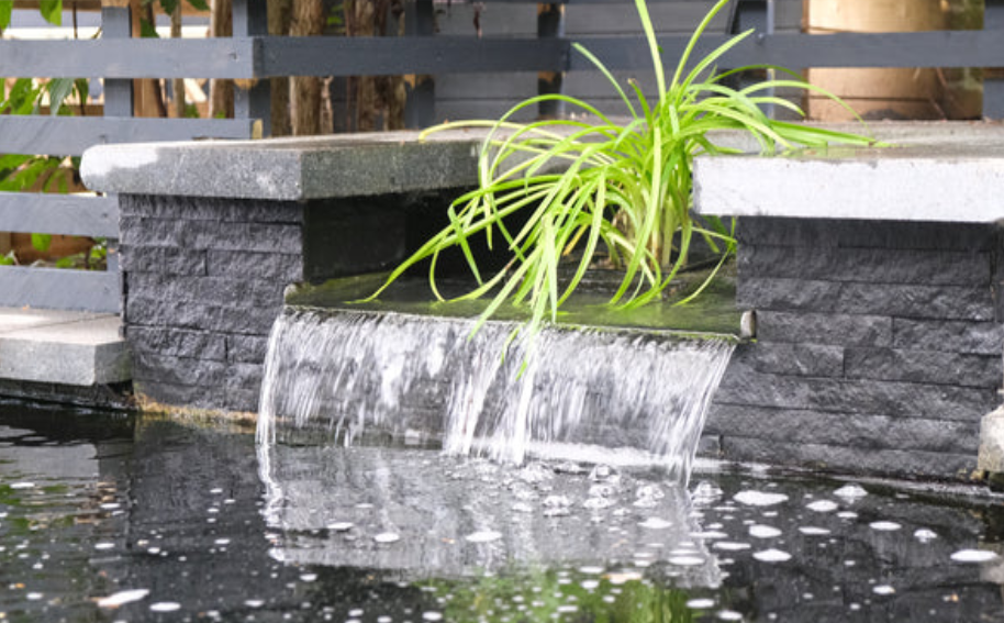 Add Luxury to Your Pool or Pond with Stainless Steel Waterblades